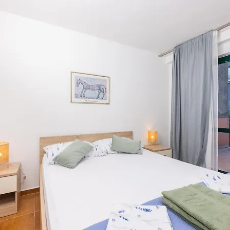 Apartament Pietro *