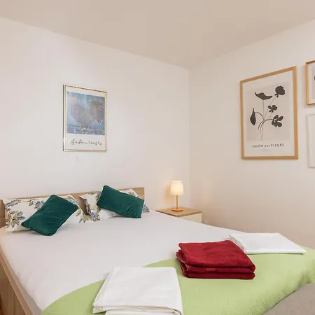 Apartament Pietro *